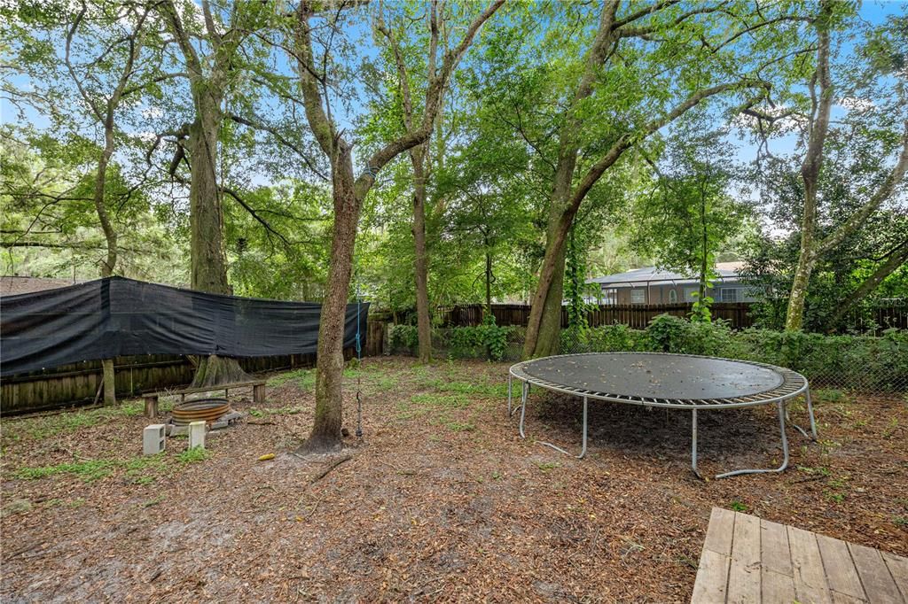 For Sale: $195,000 (3 beds, 2 baths, 1176 Square Feet)