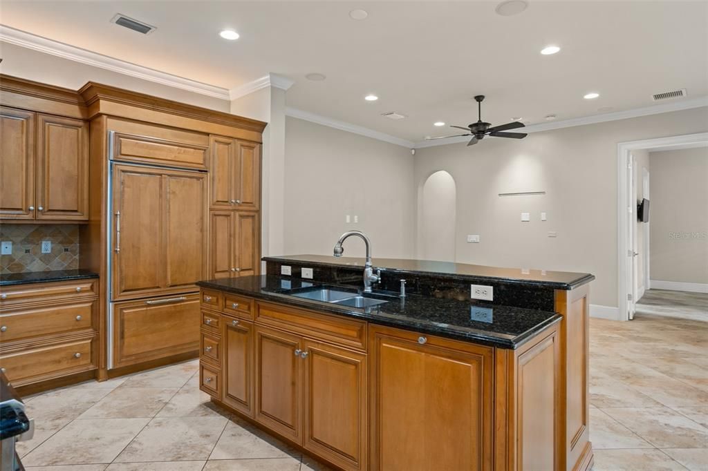 For Rent: $6,300 (3 beds, 3 baths, 2434 Square Feet)