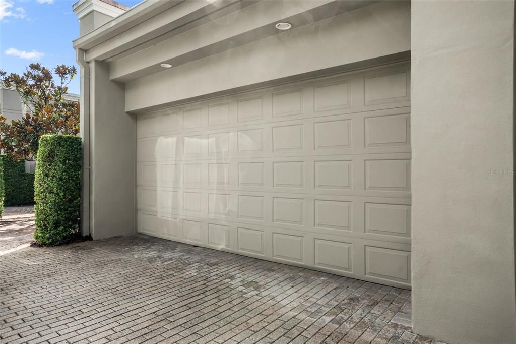 For Rent: $6,300 (3 beds, 3 baths, 2434 Square Feet)
