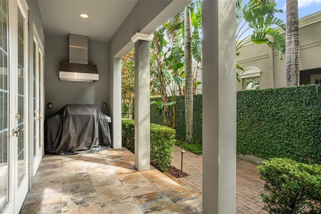 For Rent: $6,300 (3 beds, 3 baths, 2434 Square Feet)