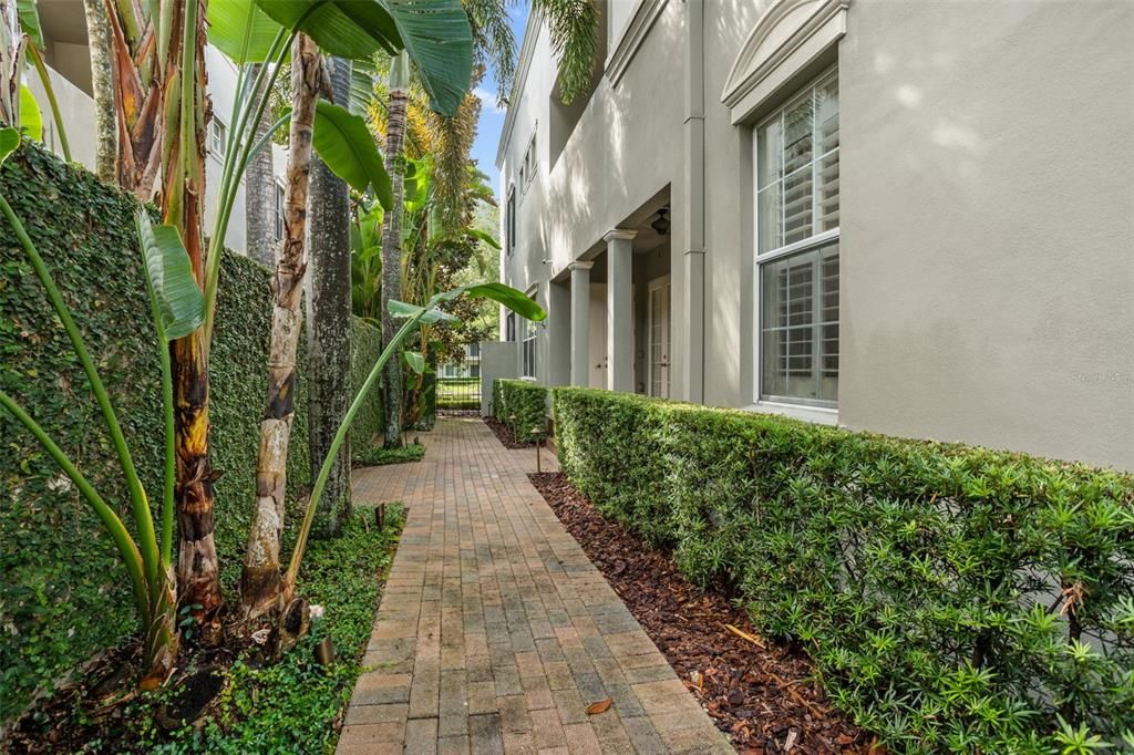 For Rent: $6,300 (3 beds, 3 baths, 2434 Square Feet)