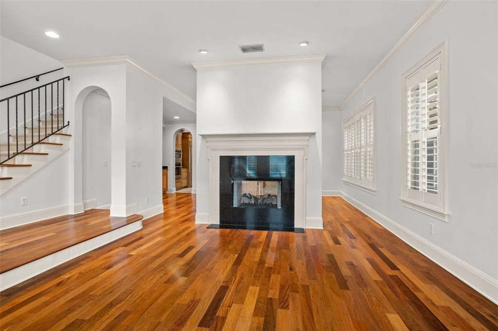 For Rent: $6,300 (3 beds, 3 baths, 2434 Square Feet)