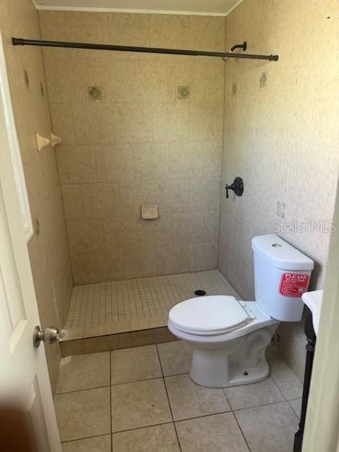 For Rent: $2,650 (4 beds, 2 baths, 1432 Square Feet)