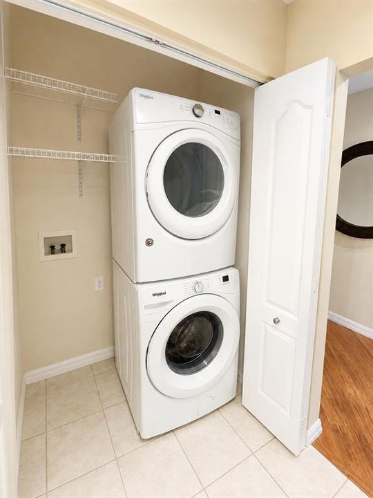 В аренду: $2,500 (2 спален, 2 ванн, 1433 Квадратных фут)
