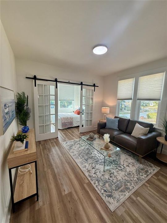 Active With Contract: $1,750 (1 beds, 1 baths, 532 Square Feet)