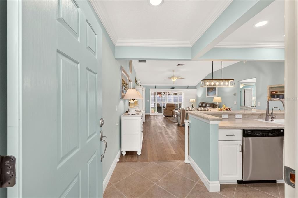 Active With Contract: $449,000 (3 beds, 2 baths, 1576 Square Feet)