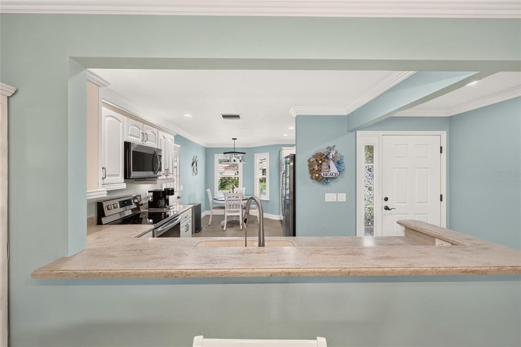 Active With Contract: $449,000 (3 beds, 2 baths, 1576 Square Feet)