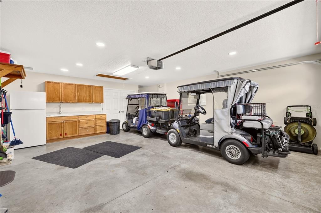 Active With Contract: $449,000 (3 beds, 2 baths, 1576 Square Feet)
