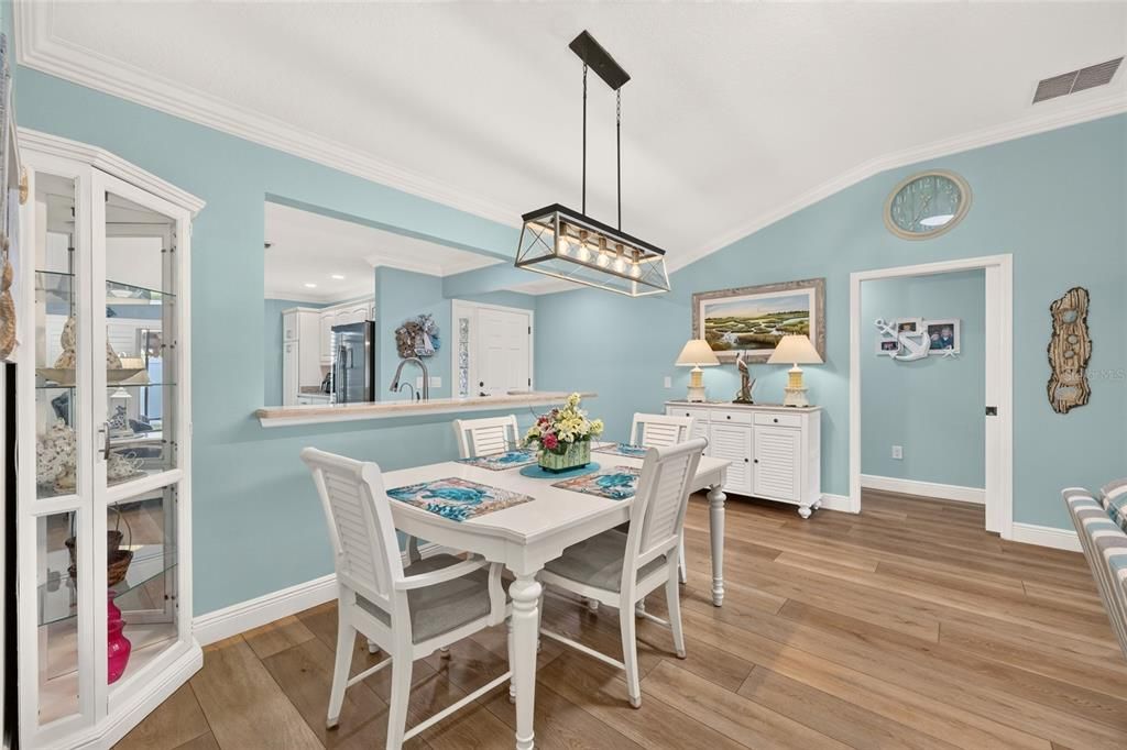 Active With Contract: $449,000 (3 beds, 2 baths, 1576 Square Feet)