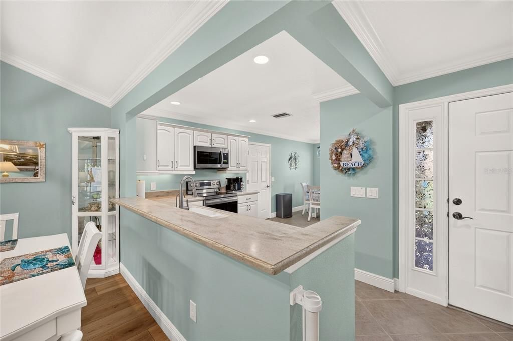 Active With Contract: $449,000 (3 beds, 2 baths, 1576 Square Feet)