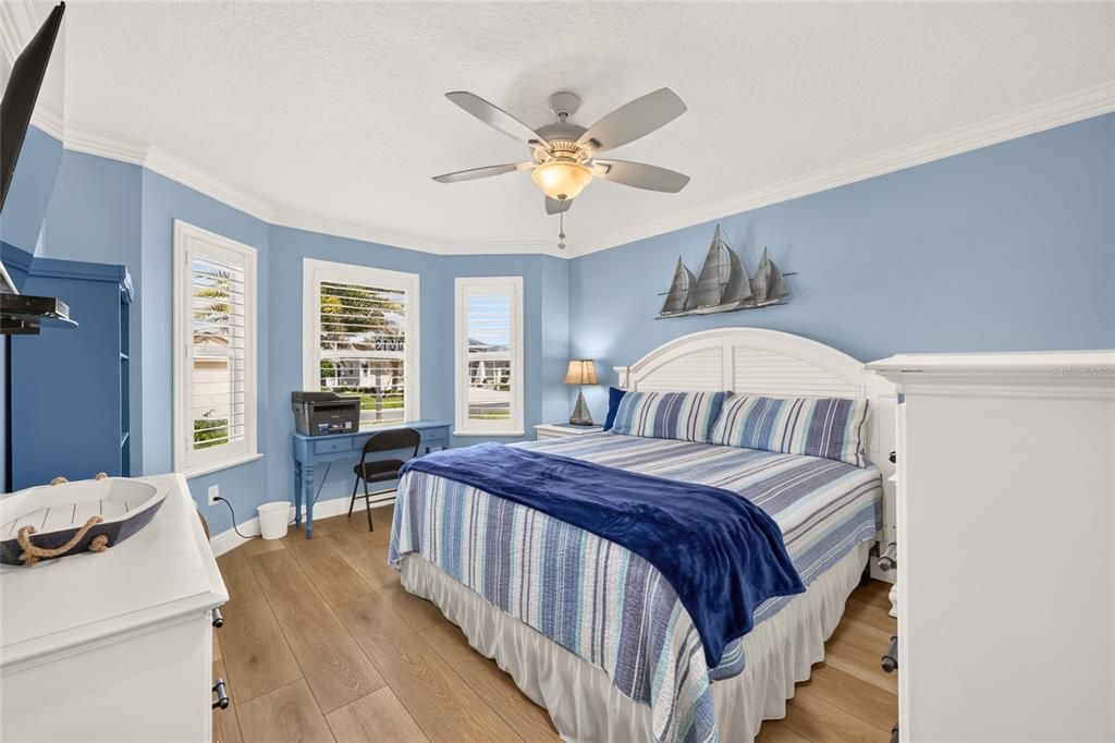 Active With Contract: $449,000 (3 beds, 2 baths, 1576 Square Feet)
