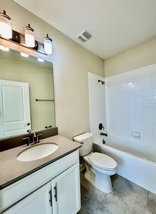 For Rent: $2,600 (4 beds, 3 baths, 1861 Square Feet)