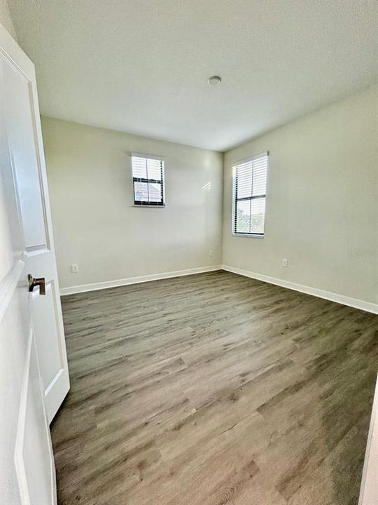 For Rent: $2,600 (4 beds, 3 baths, 1861 Square Feet)