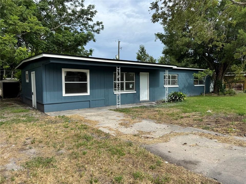 Active With Contract: $274,900 (3 beds, 1 baths, 1457 Square Feet)