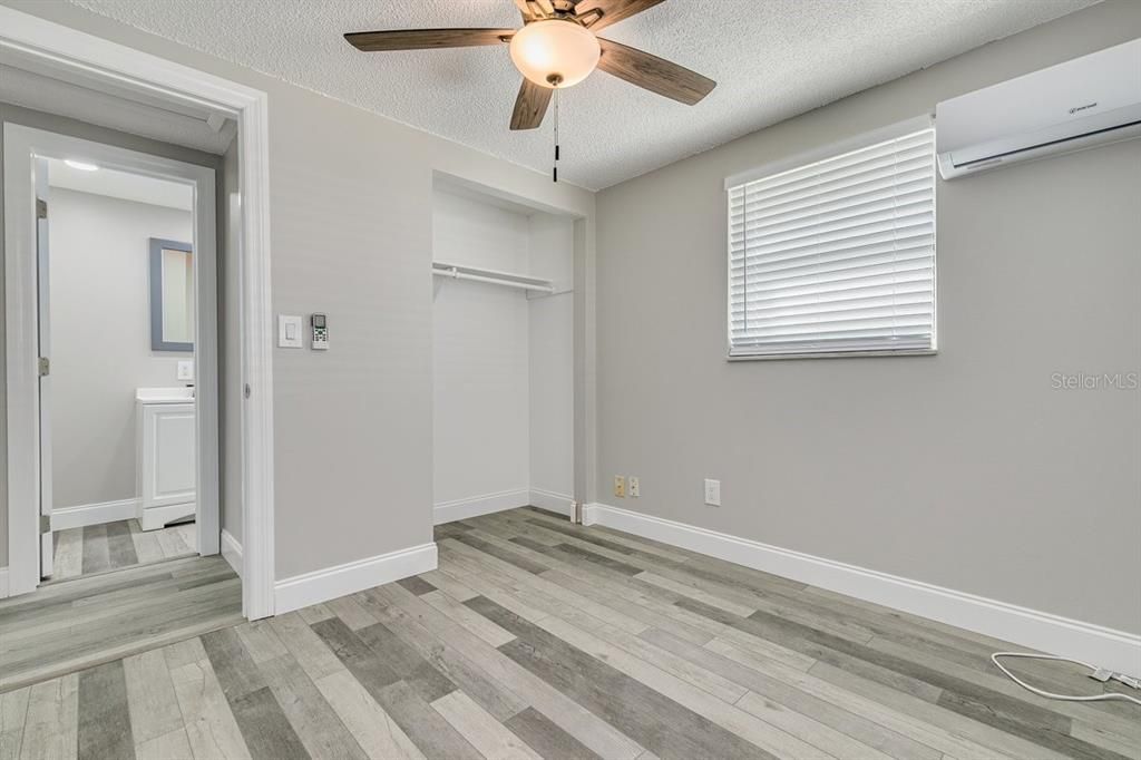 For Rent: $1,700 (2 beds, 1 baths, 650 Square Feet)