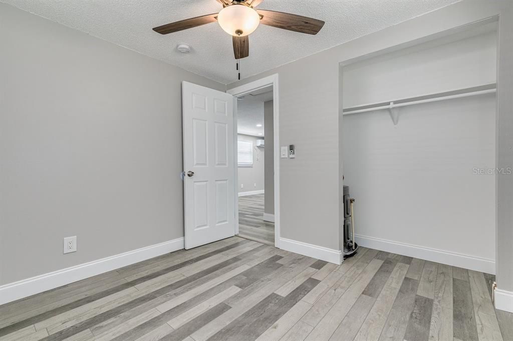 For Rent: $1,700 (2 beds, 1 baths, 650 Square Feet)