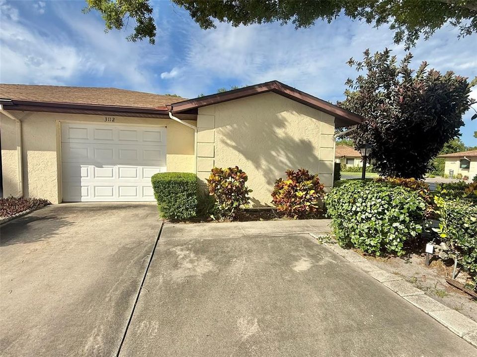 For Sale: $199,900 (2 beds, 2 baths, 1481 Square Feet)