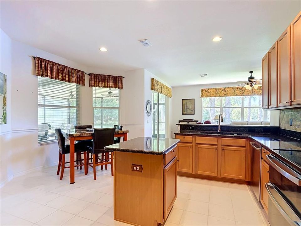 En Venta: $509,000 (2 camas, 2 baños, 2088 Pies cuadrados)