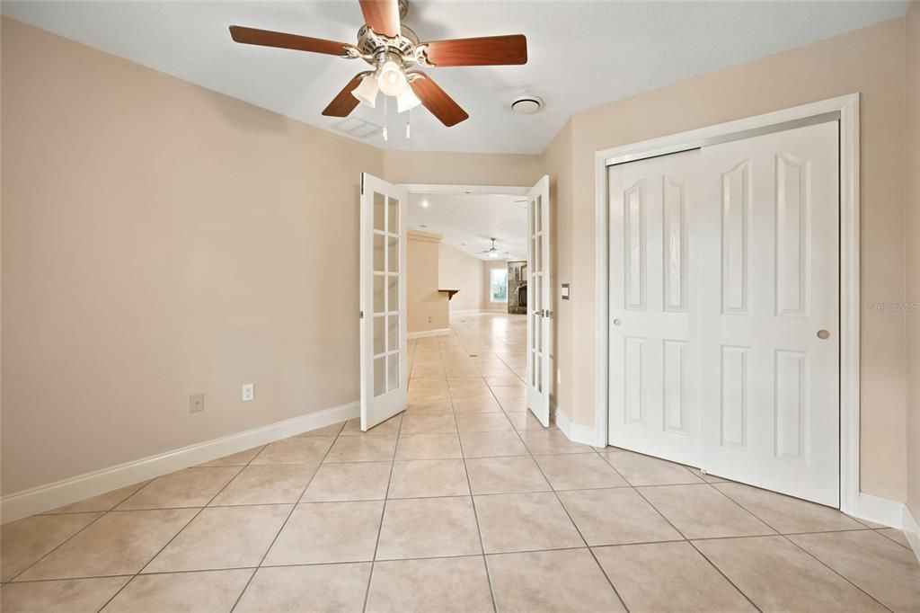 For Sale: $776,000 (3 beds, 3 baths, 2805 Square Feet)