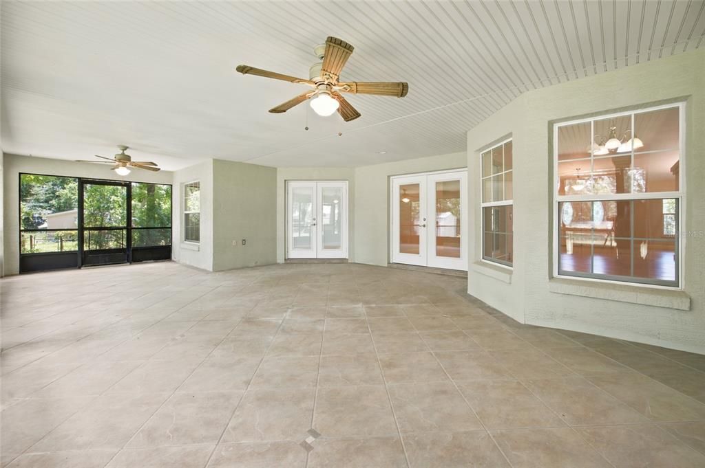 For Sale: $776,000 (3 beds, 3 baths, 2805 Square Feet)