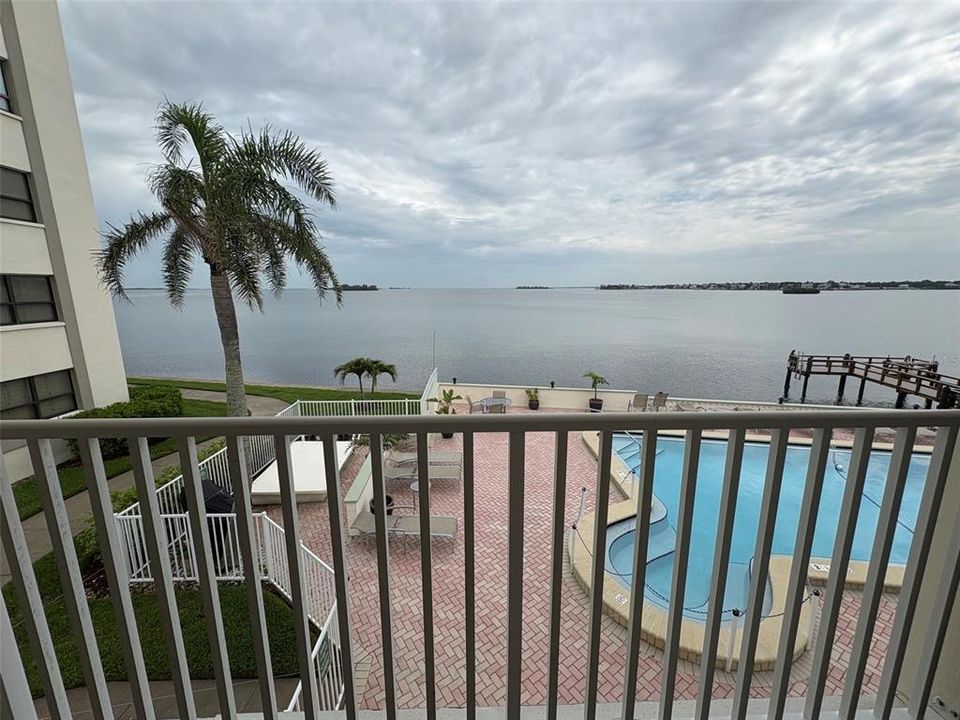 For Rent: $3,200 (2 beds, 2 baths, 1180 Square Feet)