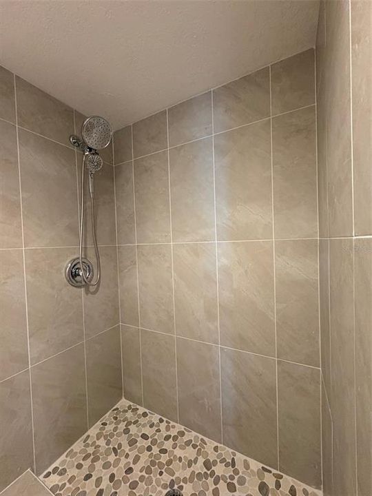 For Rent: $3,200 (2 beds, 2 baths, 1180 Square Feet)