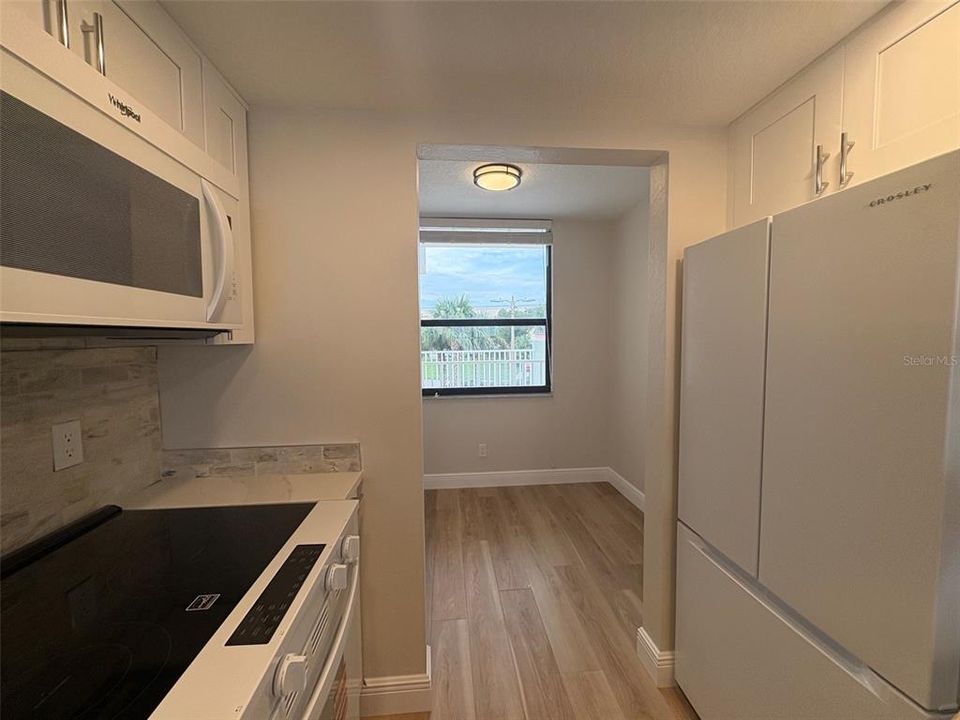 For Rent: $3,200 (2 beds, 2 baths, 1180 Square Feet)