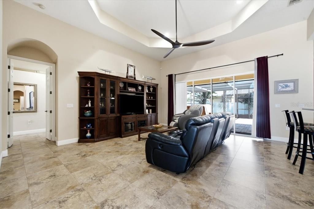 For Sale: $450,000 (4 beds, 3 baths, 2769 Square Feet)