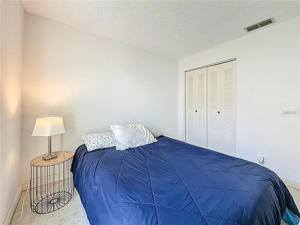 For Sale: $365,000 (3 beds, 2 baths, 1410 Square Feet)