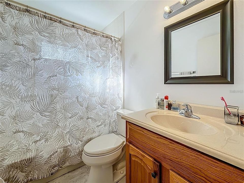For Sale: $365,000 (3 beds, 2 baths, 1410 Square Feet)