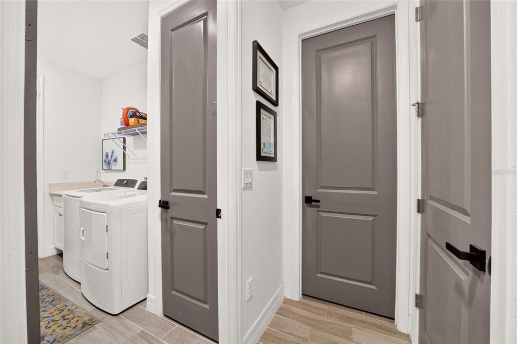For Sale: $499,000 (4 beds, 2 baths, 2292 Square Feet)