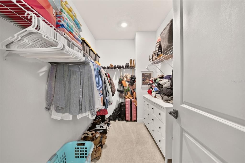 For Sale: $499,000 (4 beds, 2 baths, 2292 Square Feet)
