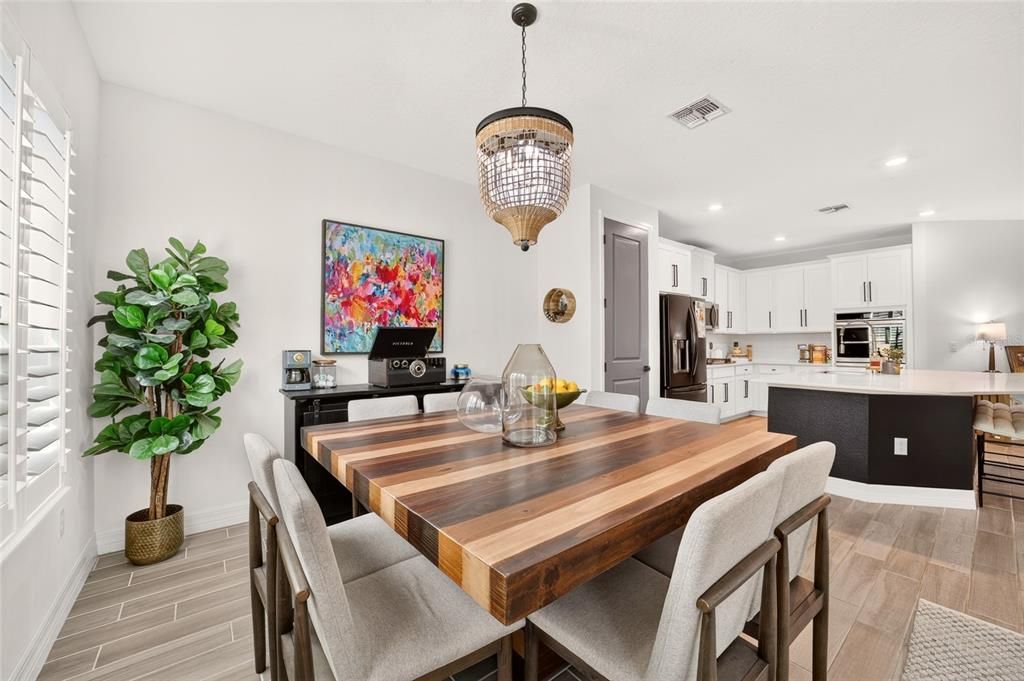 For Sale: $499,000 (4 beds, 2 baths, 2292 Square Feet)