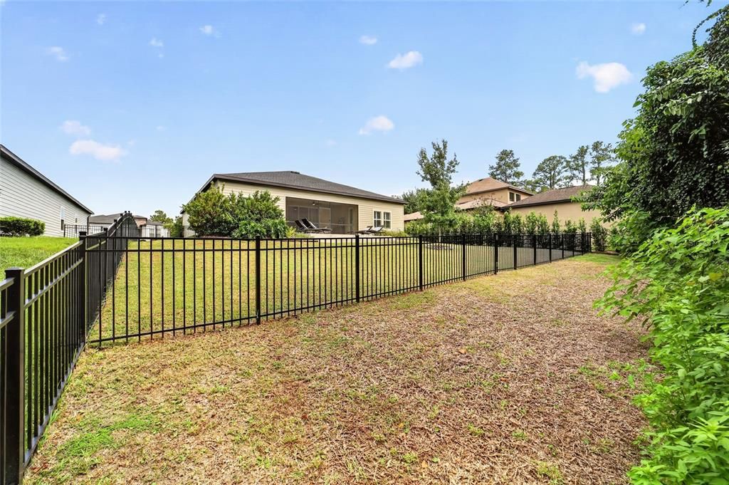 For Sale: $499,000 (4 beds, 2 baths, 2292 Square Feet)