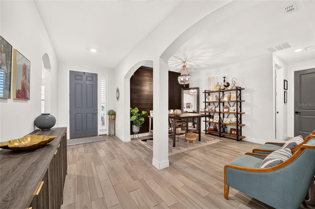 For Sale: $499,000 (4 beds, 2 baths, 2292 Square Feet)
