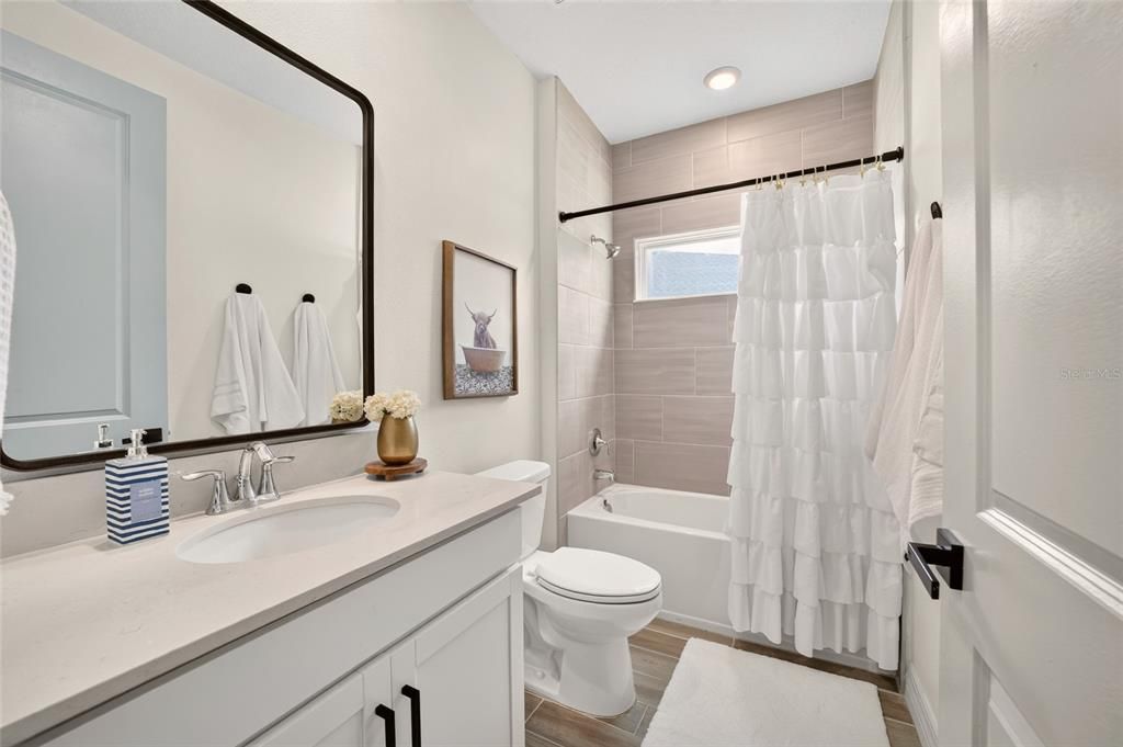 For Sale: $499,000 (4 beds, 2 baths, 2292 Square Feet)