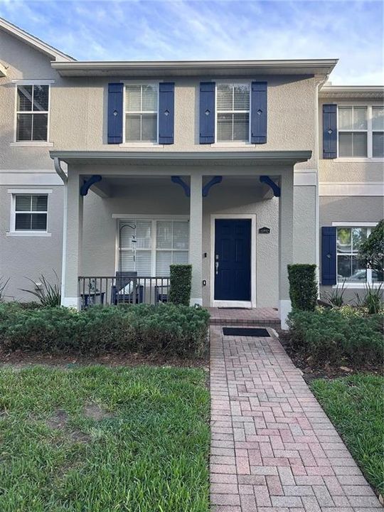 For Rent: $2,400 (3 beds, 2 baths, 1450 Square Feet)