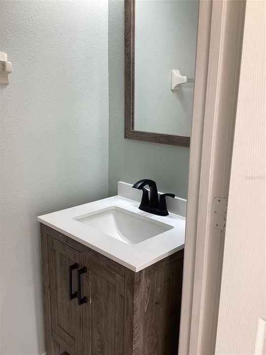 For Rent: $2,400 (3 beds, 2 baths, 1450 Square Feet)
