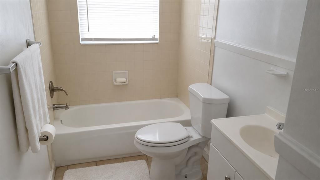 En Venta: $289,900 (0 camas, 0 baños, 1299 Pies cuadrados)