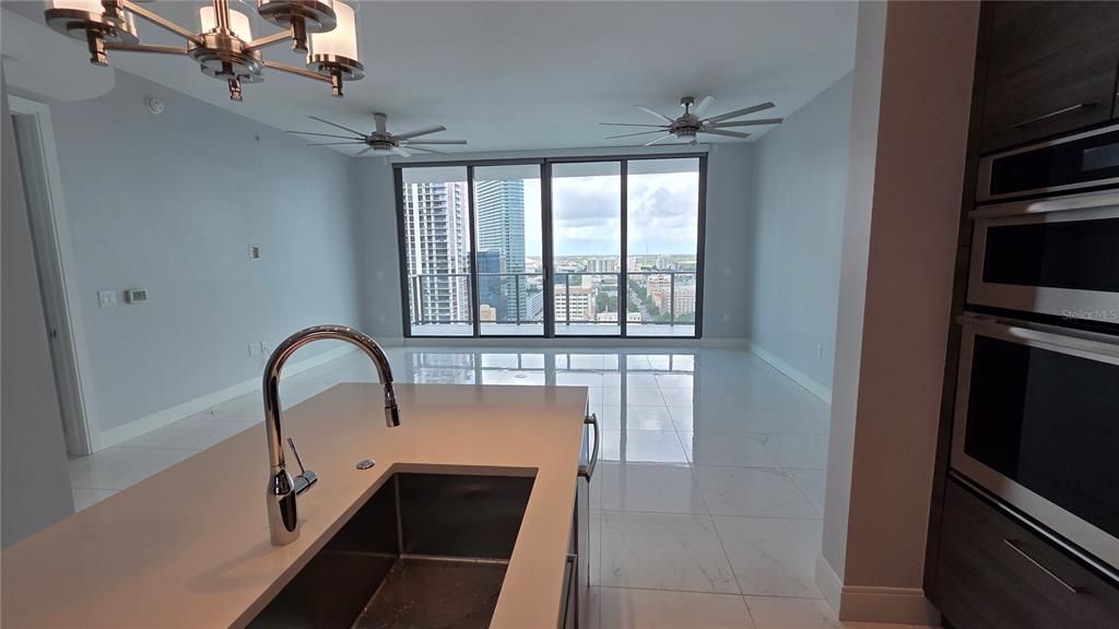 En Venta: $1,175,000 (2 camas, 2 baños, 1291 Pies cuadrados)