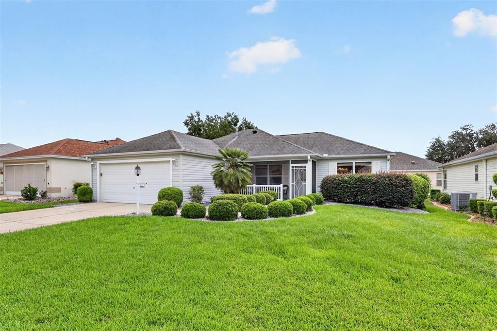 For Sale: $349,500 (3 beds, 2 baths, 1497 Square Feet)