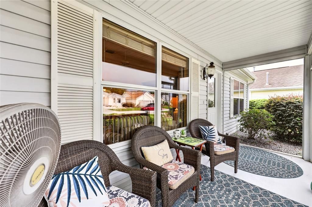 For Sale: $349,500 (3 beds, 2 baths, 1497 Square Feet)