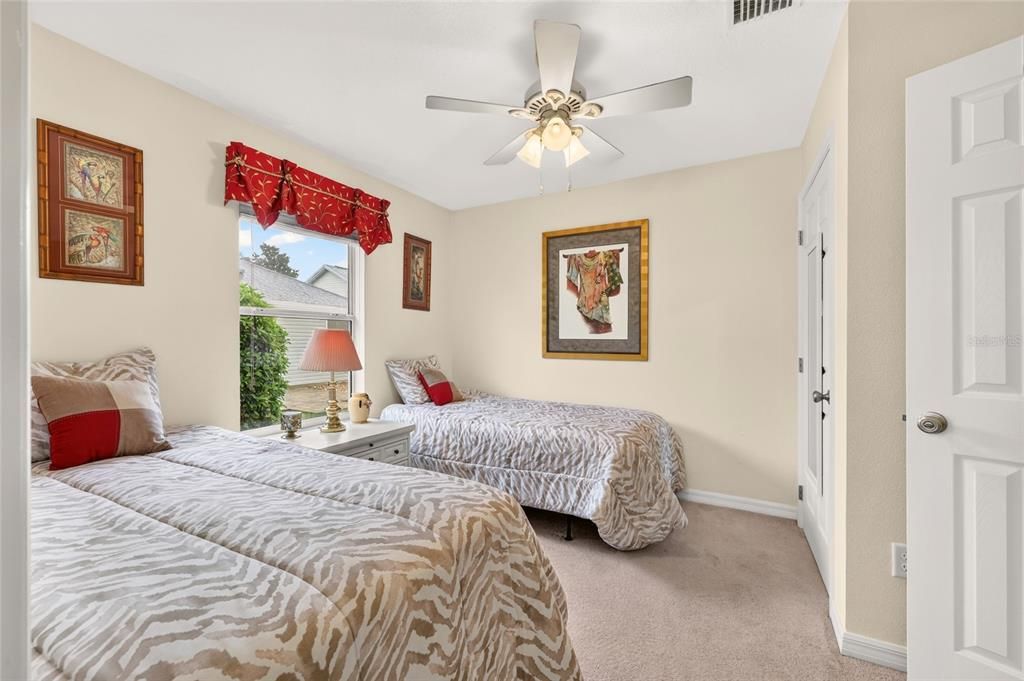 For Sale: $349,500 (3 beds, 2 baths, 1497 Square Feet)