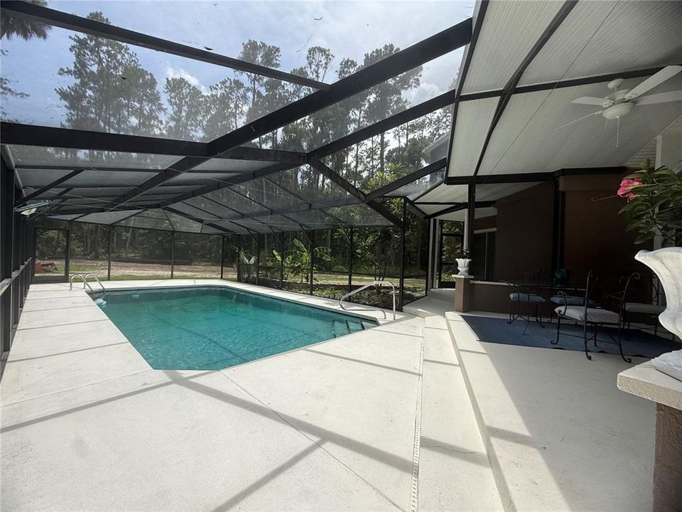 For Sale: $360,000 (2 beds, 2 baths, 1641 Square Feet)