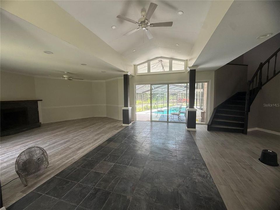 For Sale: $360,000 (2 beds, 2 baths, 1641 Square Feet)