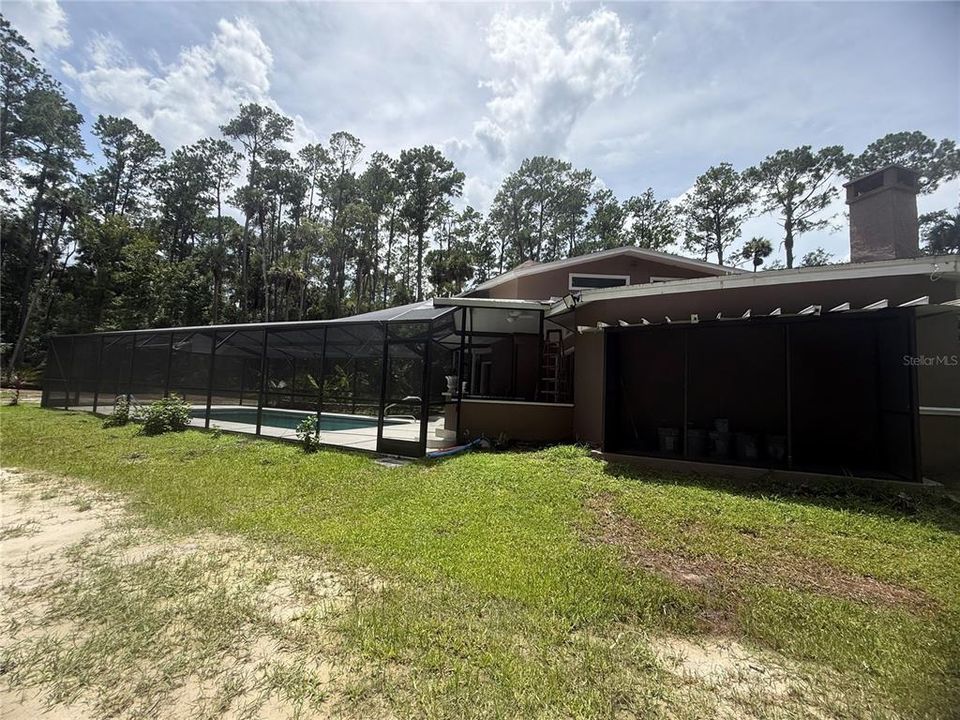 For Sale: $360,000 (2 beds, 2 baths, 1641 Square Feet)