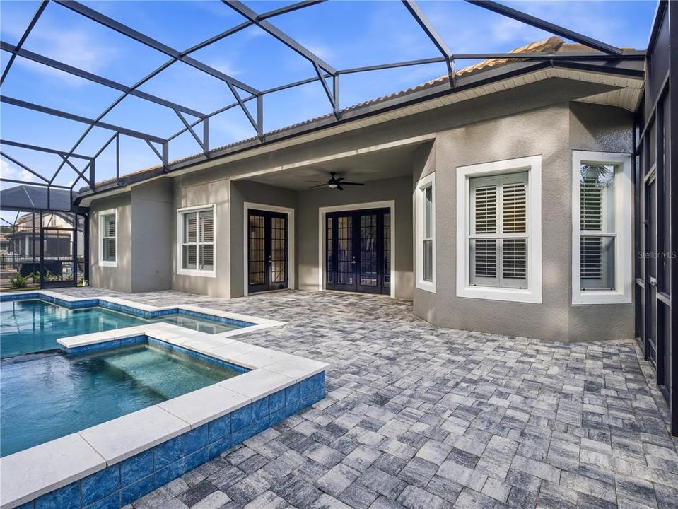 For Sale: $675,000 (5 beds, 4 baths, 3002 Square Feet)