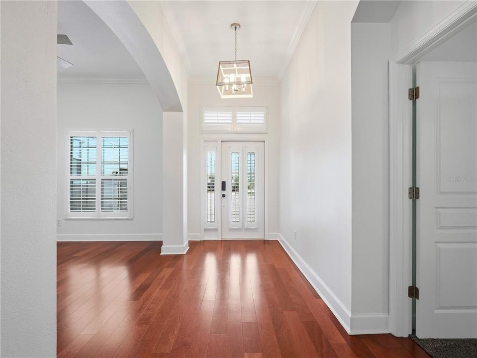 For Sale: $675,000 (5 beds, 4 baths, 3002 Square Feet)