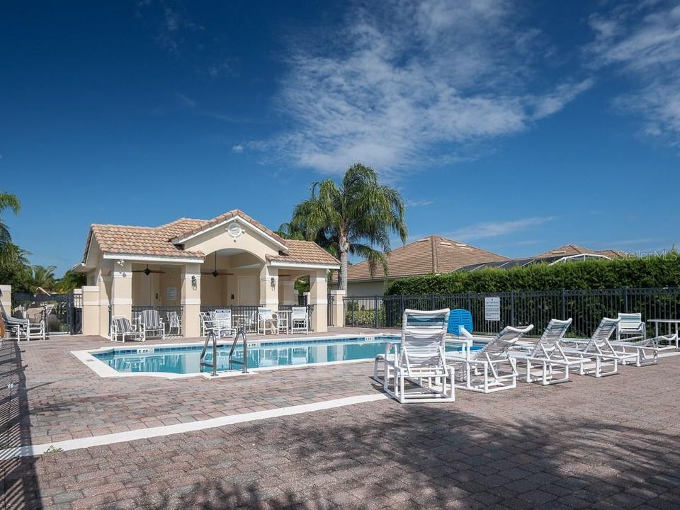 For Sale: $675,000 (5 beds, 4 baths, 3002 Square Feet)