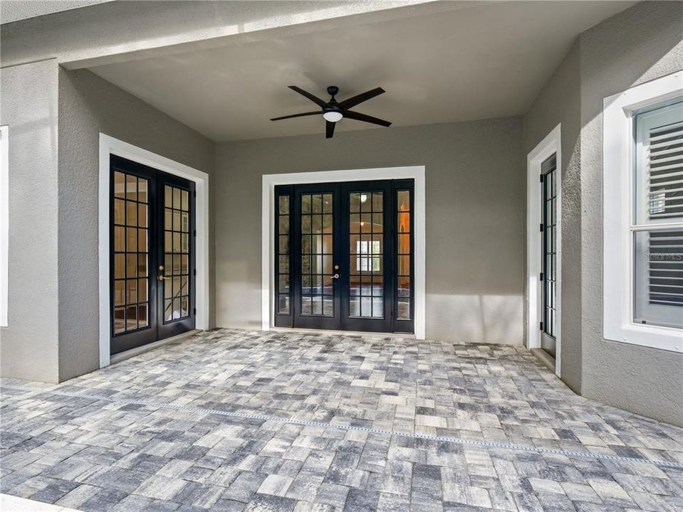 For Sale: $675,000 (5 beds, 4 baths, 3002 Square Feet)